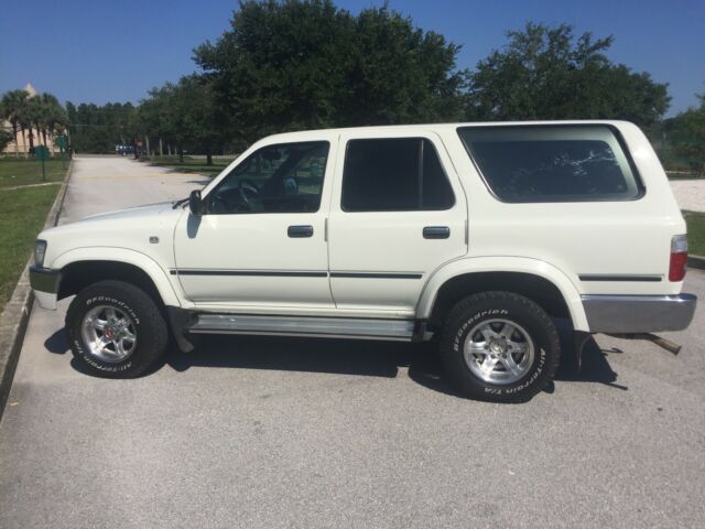 1992 Toyota 4Runner 2.4 L Turbo Diesel 4x4 A.C. Land Cruiser - photo 6