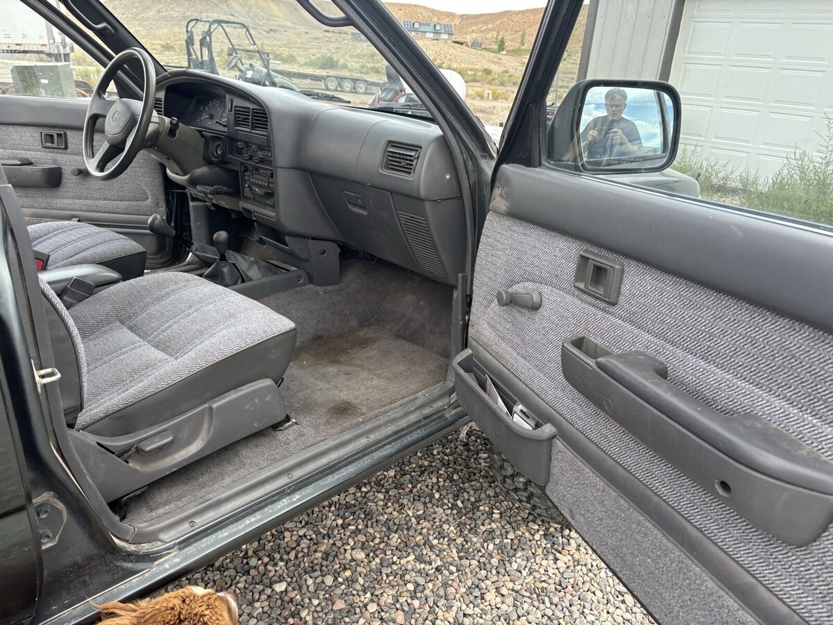 1992 Toyota 4Runner RN37 - photo 12