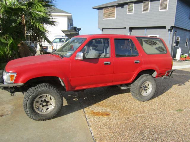 1992 Toyota 4runner Needs New Engine, Red Rhino Lined, Wench, Steel Bumpers 1992 Toyota 4Runner