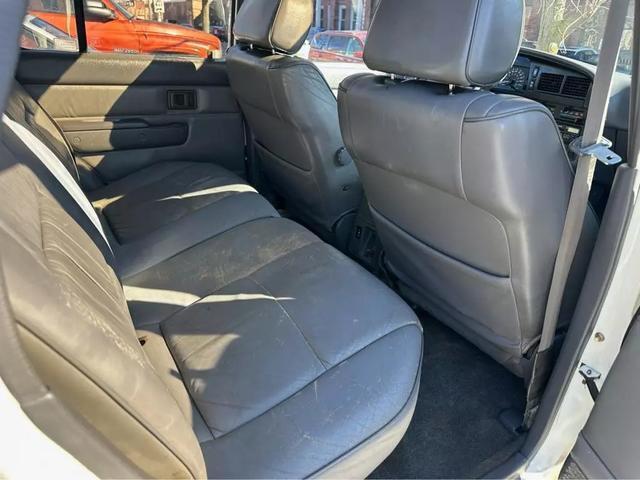 1992 Toyota 4Runner SR5 Sport Utility 4D - photo 11