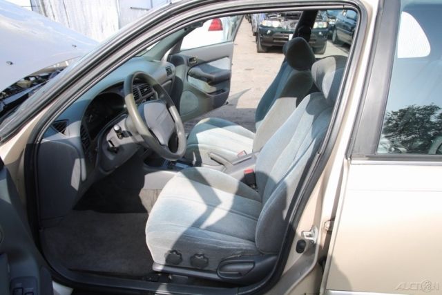 1992 Toyota Camry LE - photo 10