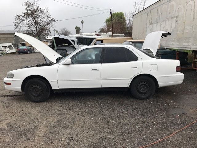 1992 Toyota Camry LE Sedan 4-Door