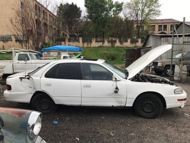 1992 Toyota Camry LE Sedan 4-Door - photo 2