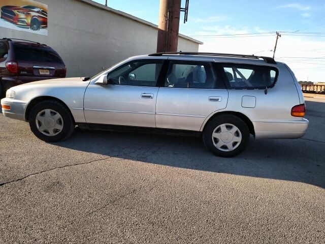 1992 Toyota Camry LE V6 4dr Wagon Wagon Automatic 4-Speed V6 - photo 4