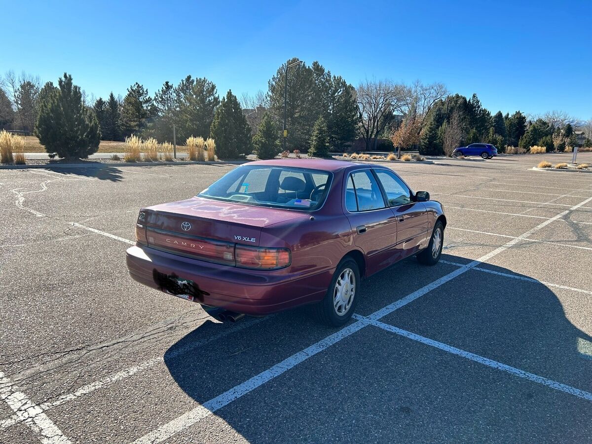 1992 Toyota Camry XLE - photo 8