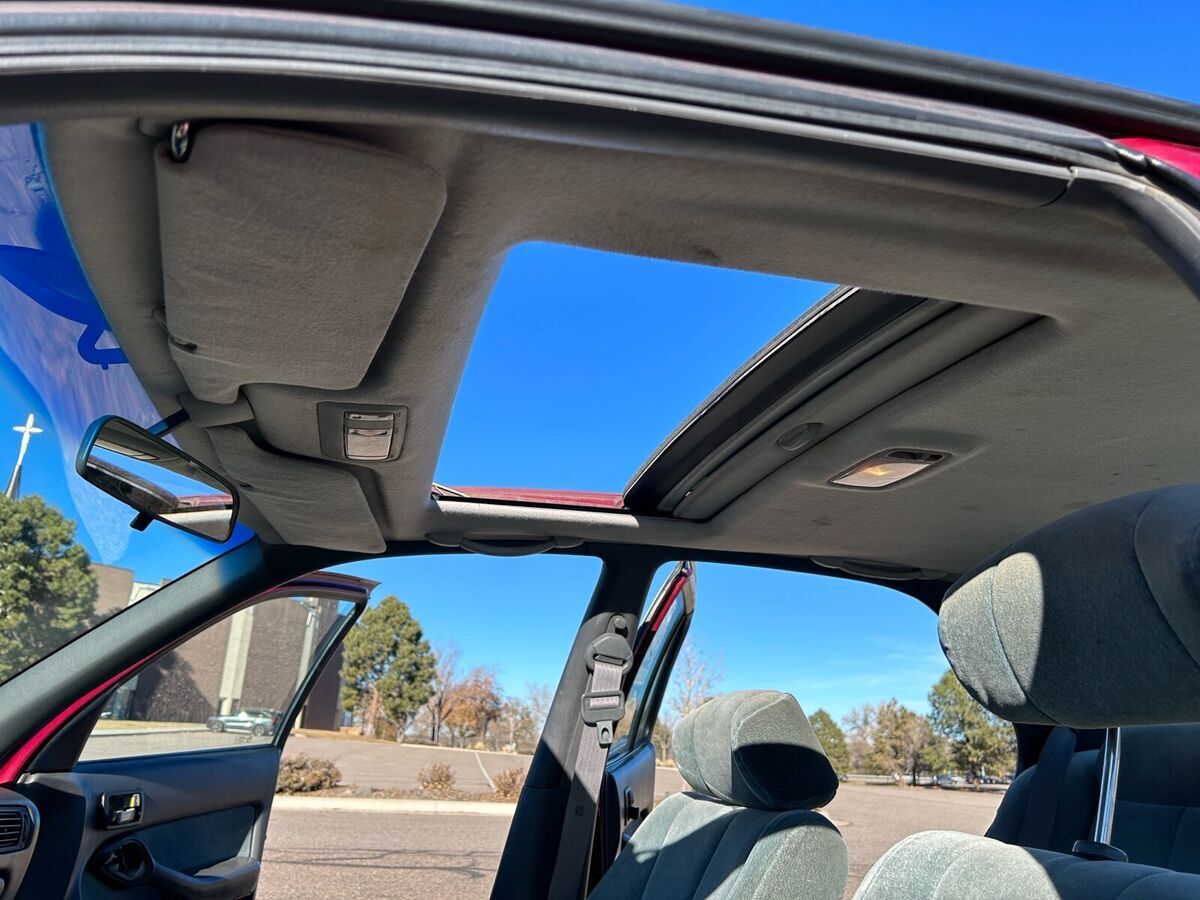 1992 Toyota Camry XLE - photo 9