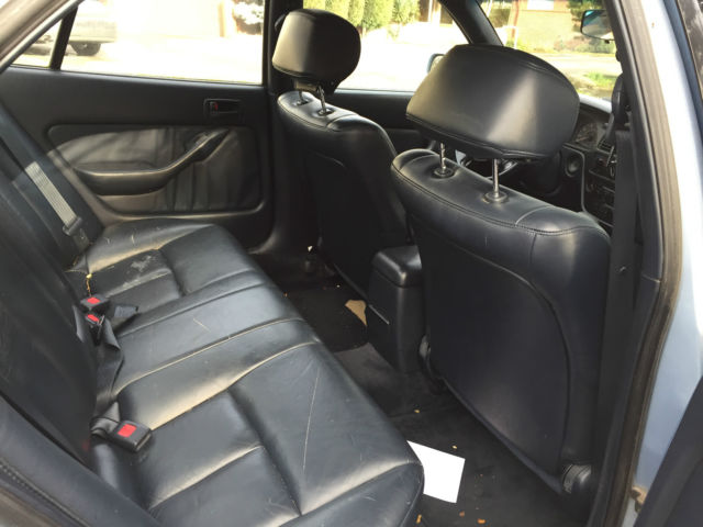 1992 Toyota Camry XLE Sedan 4-Door - photo 6