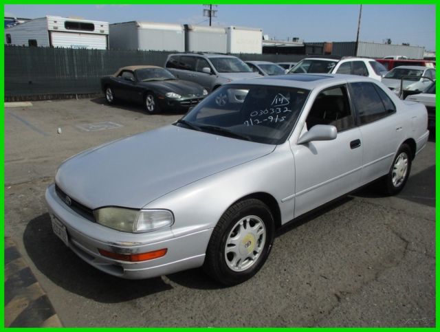 1992 Toyota Camry XLE V6 - photo 2