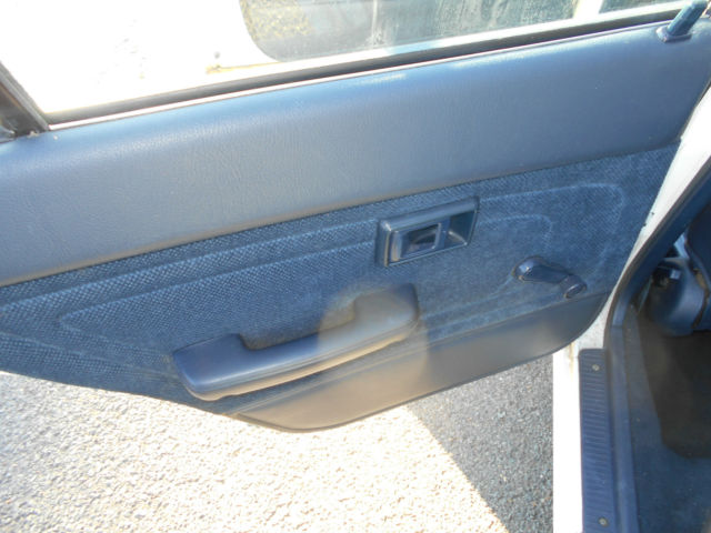 1992 Toyota Corolla DLX Sedan 4-Door - photo 12