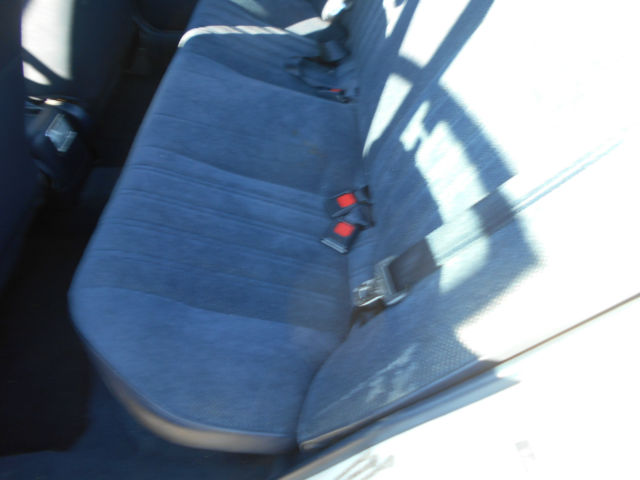 1992 Toyota Corolla DLX Sedan 4-Door - photo 13