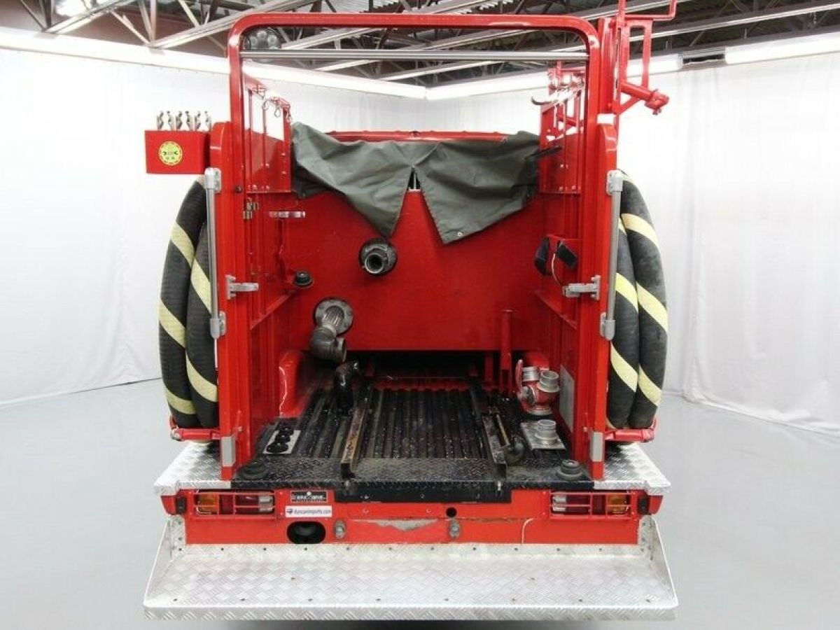 1992 Toyota HiAce Firetruck - photo 6