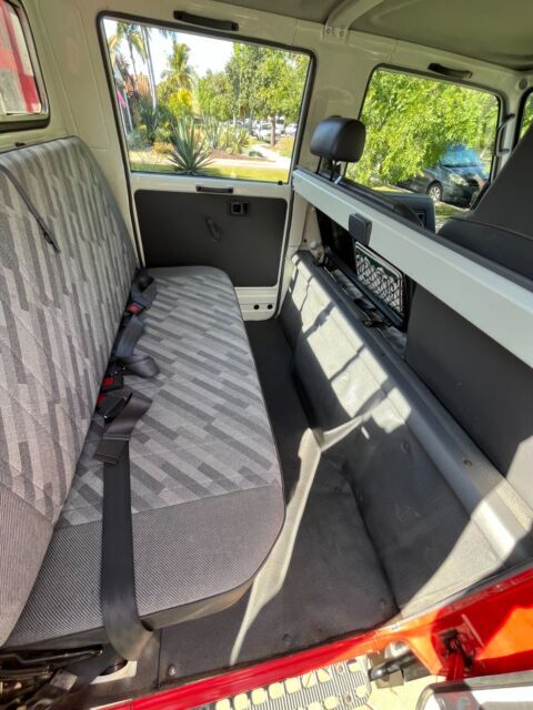1992 Toyota Hiace - photo 10