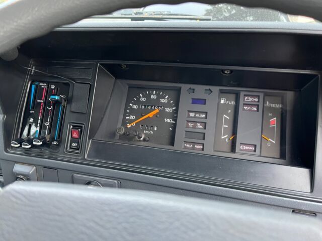 1992 Toyota Hiace - photo 13