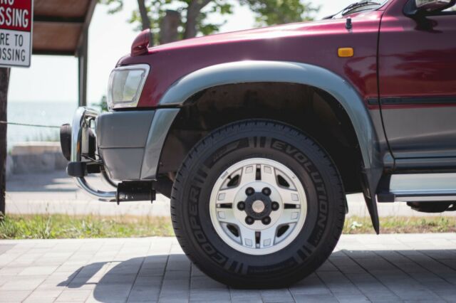 1992 Toyota Hilux SSR-X V6 - photo 4