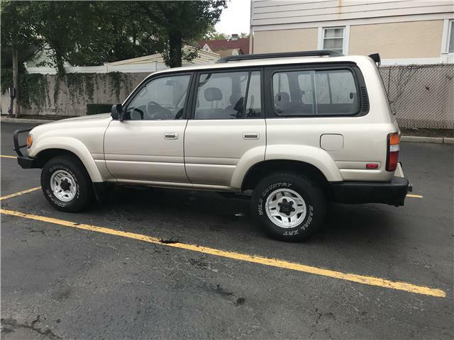 1992 Toyota Land Cruiser -- - photo 8