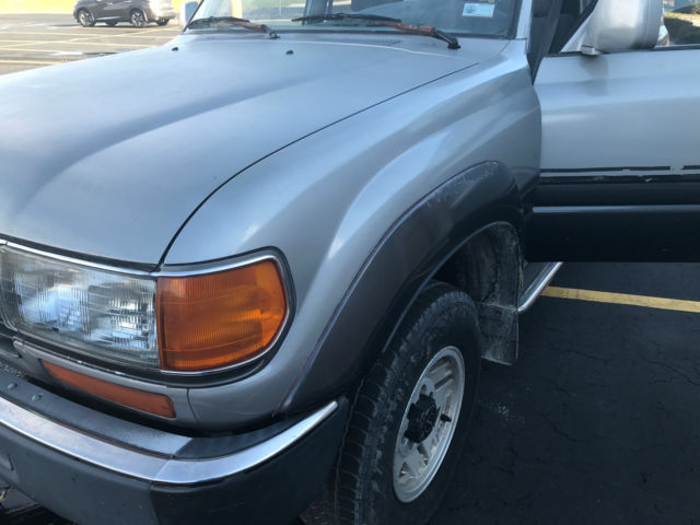 1992 Toyota Land Cruiser Base Sport Utility 4-Door - photo 6