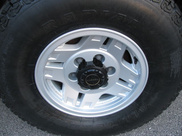 1992 Toyota Land Cruiser Base Sport Utility 4-Door - photo 13