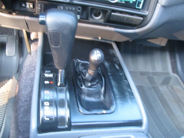 1992 Toyota Land Cruiser Base Sport Utility 4-Door - photo 9