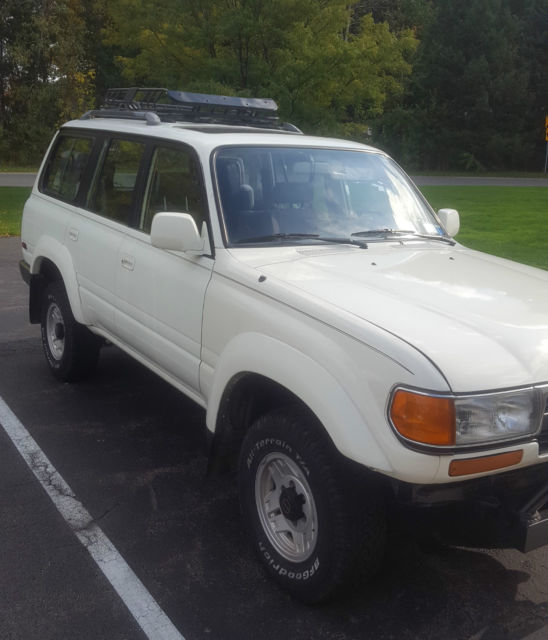 1992 Toyota Land Cruiser Base Sport Utility 4-Door - photo 13