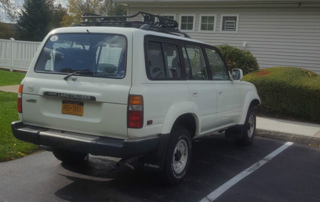 1992 Toyota Land Cruiser Base Sport Utility 4-Door - photo 2