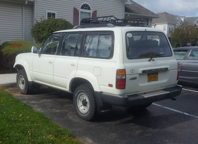 1992 Toyota Land Cruiser Base Sport Utility 4-Door - photo 4