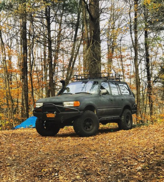 1992 Toyota Land Cruiser FJ80 model in mint condition. 1992 Toyota Land Cruiser fj80