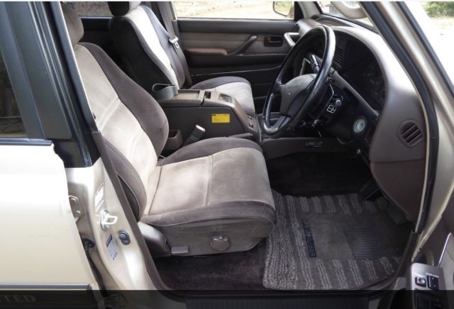 1992 Toyota Land Cruiser VX-limited - photo 3