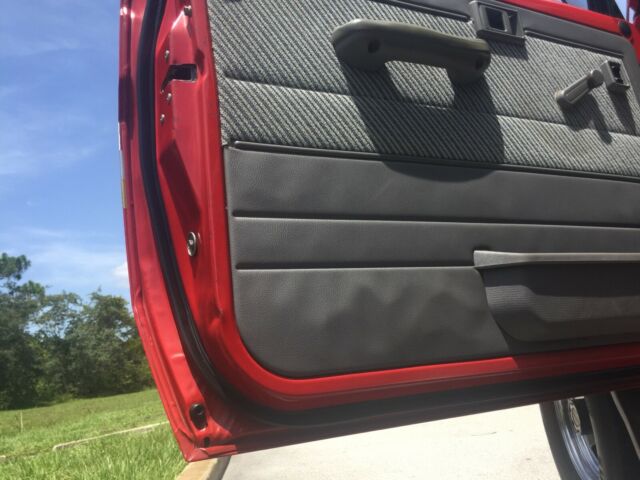 1992 Toyota Land Cruiser LJ73 Turbo Diesel Factory A/C. - photo 11