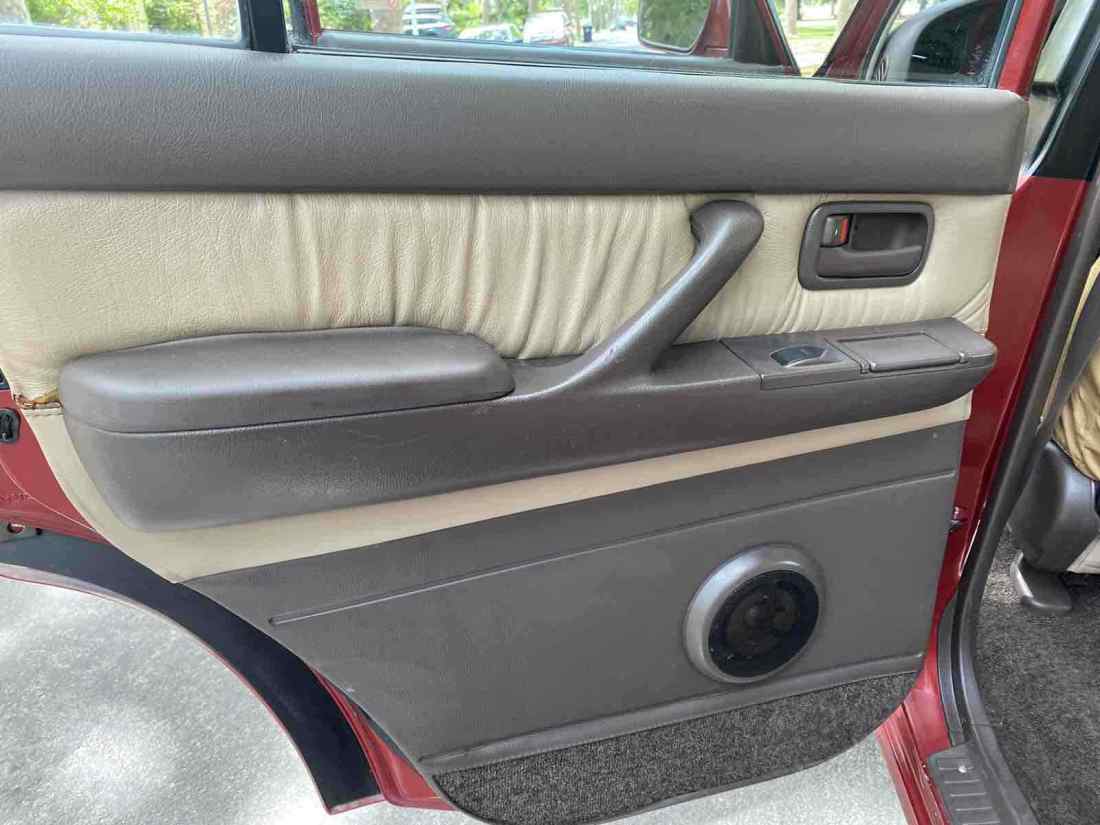 1992 Toyota Land Cruiser FJ80 - photo 8