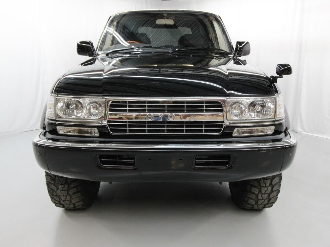 1992 Toyota Land Cruiser VX LTD - photo 2