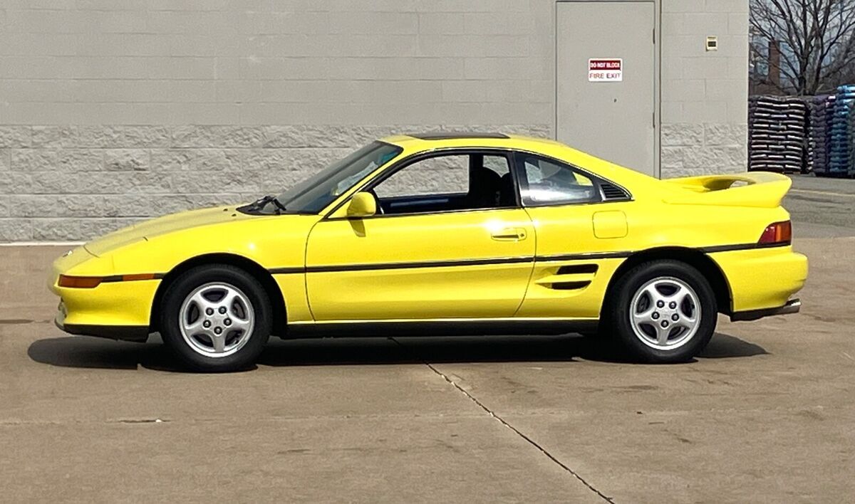 1992 Toyota MR2 Turbo - photo 3