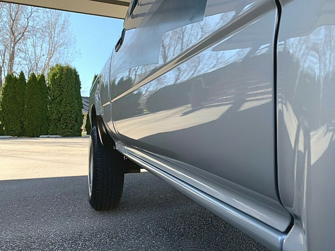 1992 Toyota Pickup Deluxe model - photo 6