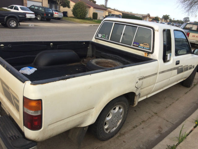 1992 Toyota Other DLX Extended Cab Pickup 2-Door - photo 4