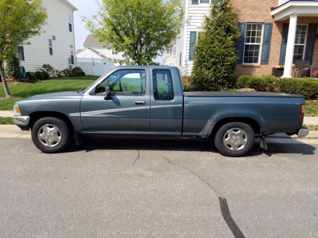 1992 Toyota Pickup Deluxe - photo 8