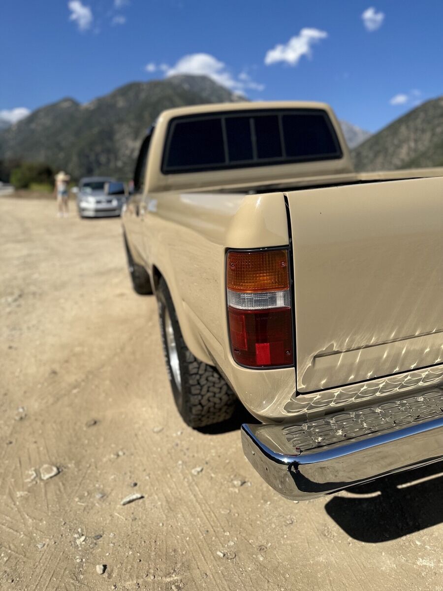 1992 Toyota Tacoma 1/2 TON SHORT WHEELBASE - photo 3