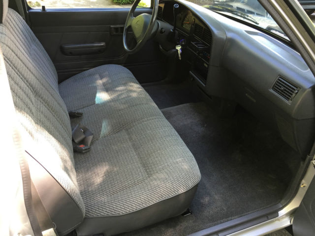 1992 Toyota PICKUP 1992 TOYOTA PICKUP REGULAR CAB DELUXE ONLY 62K - photo 12