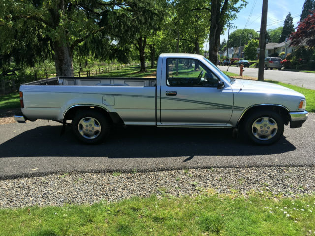 1992 Toyota PICKUP 1992 TOYOTA PICKUP REGULAR CAB DELUXE ONLY 62K - photo 3