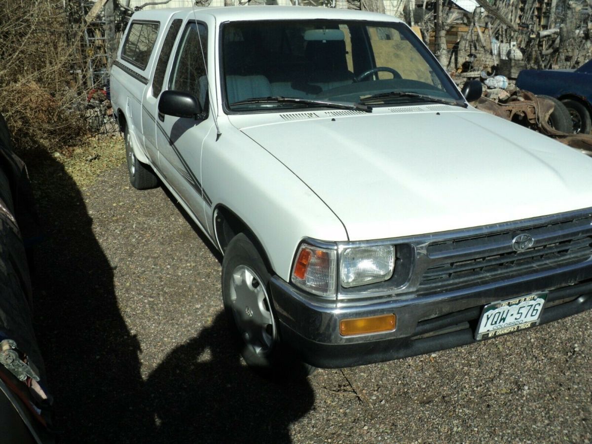 1992 Toyota Pickup - photo 2