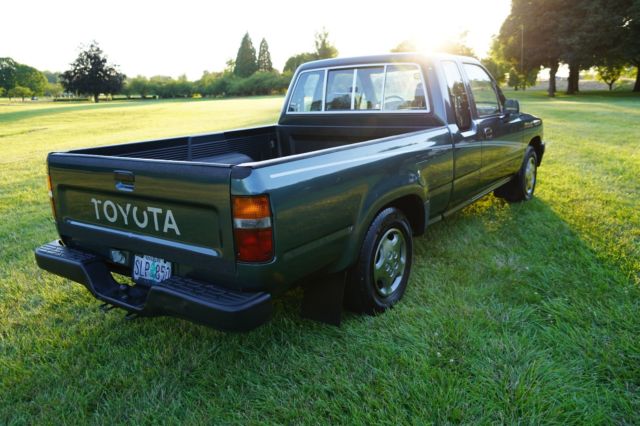 1992 Toyota TRUCK 2 WHEEL DRIVE ONLY 79,416 MILES /AUTOMATIC TRANS. - photo 7