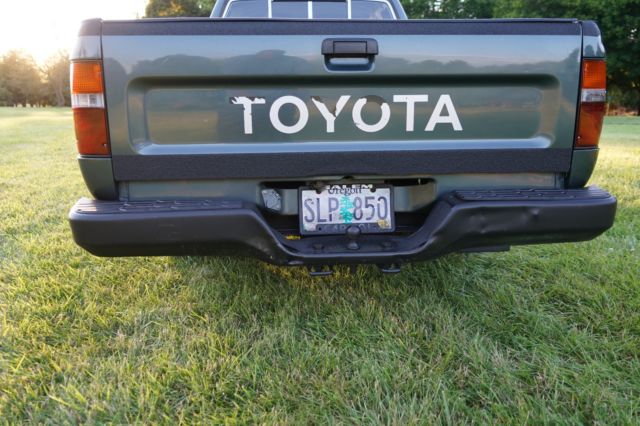1992 Toyota TRUCK 2 WHEEL DRIVE ONLY 79,416 MILES /AUTOMATIC TRANS. - photo 8