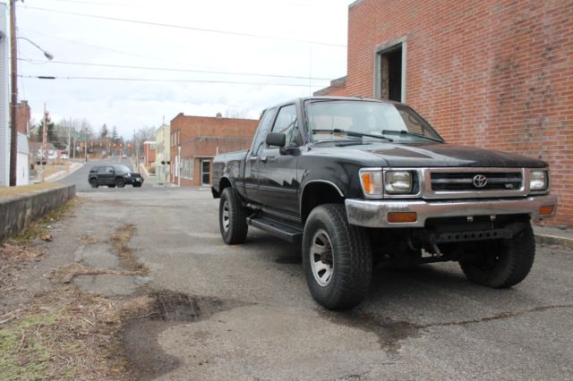 1992 Toyota Pickup v6 4WD 5 Speed - photo 3