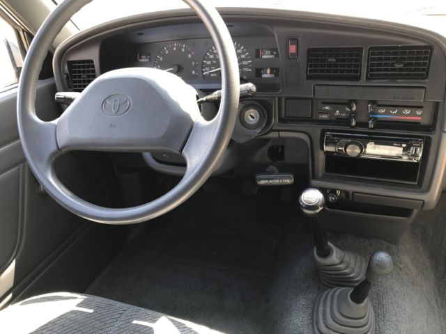 1992 Toyota Pickup Xtracab 4X4 V6 SR5 Pickup Truck - photo 11