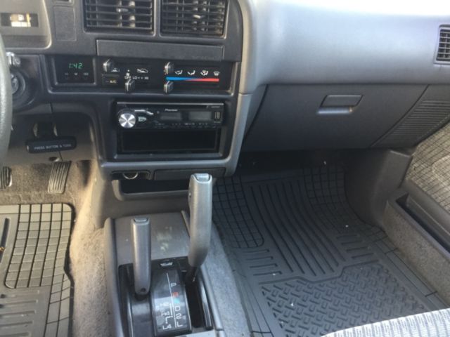 1992 Toyota Tacoma - photo 9
