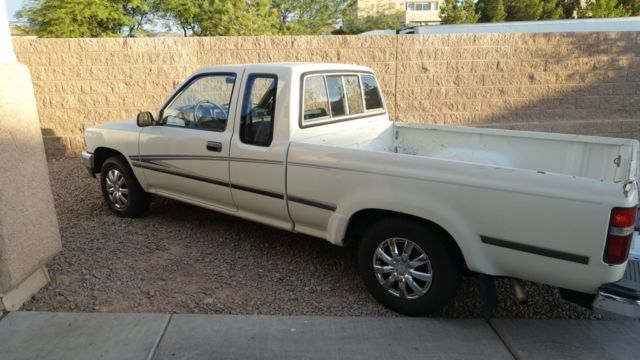 1992 Toyota Pickup - photo 2