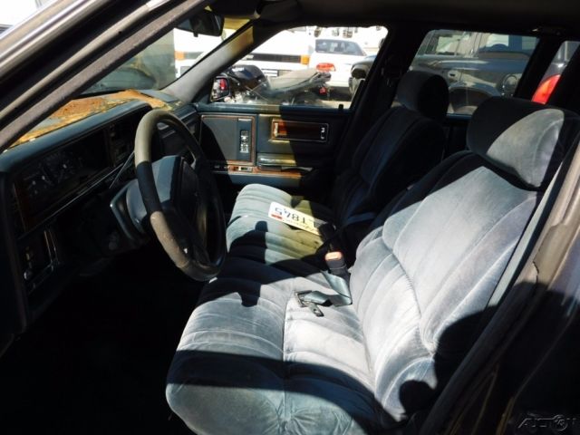 1992 Chrysler Imperial - photo 11