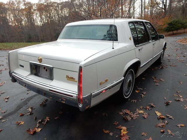 1992 Cadillac DeVille - photo 11