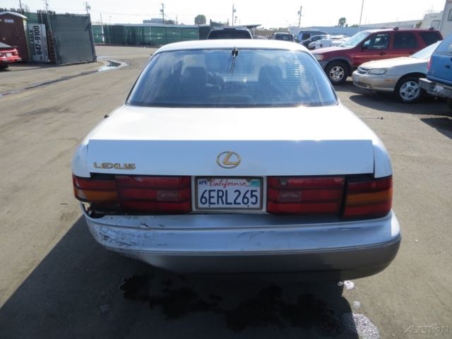 1992 Lexus LS Base Sedan 4-Door - photo 4