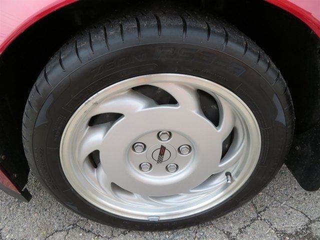 1992 Chevrolet Corvette Base Hatchback 2-Door - photo 10