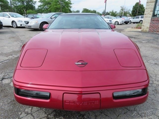 1992 Chevrolet Corvette Base Hatchback 2-Door - photo 3