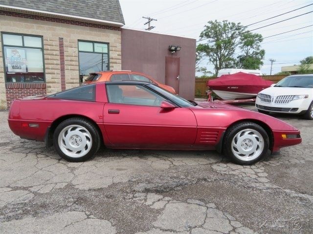 1992 Chevrolet Corvette Base Hatchback 2-Door - photo 5